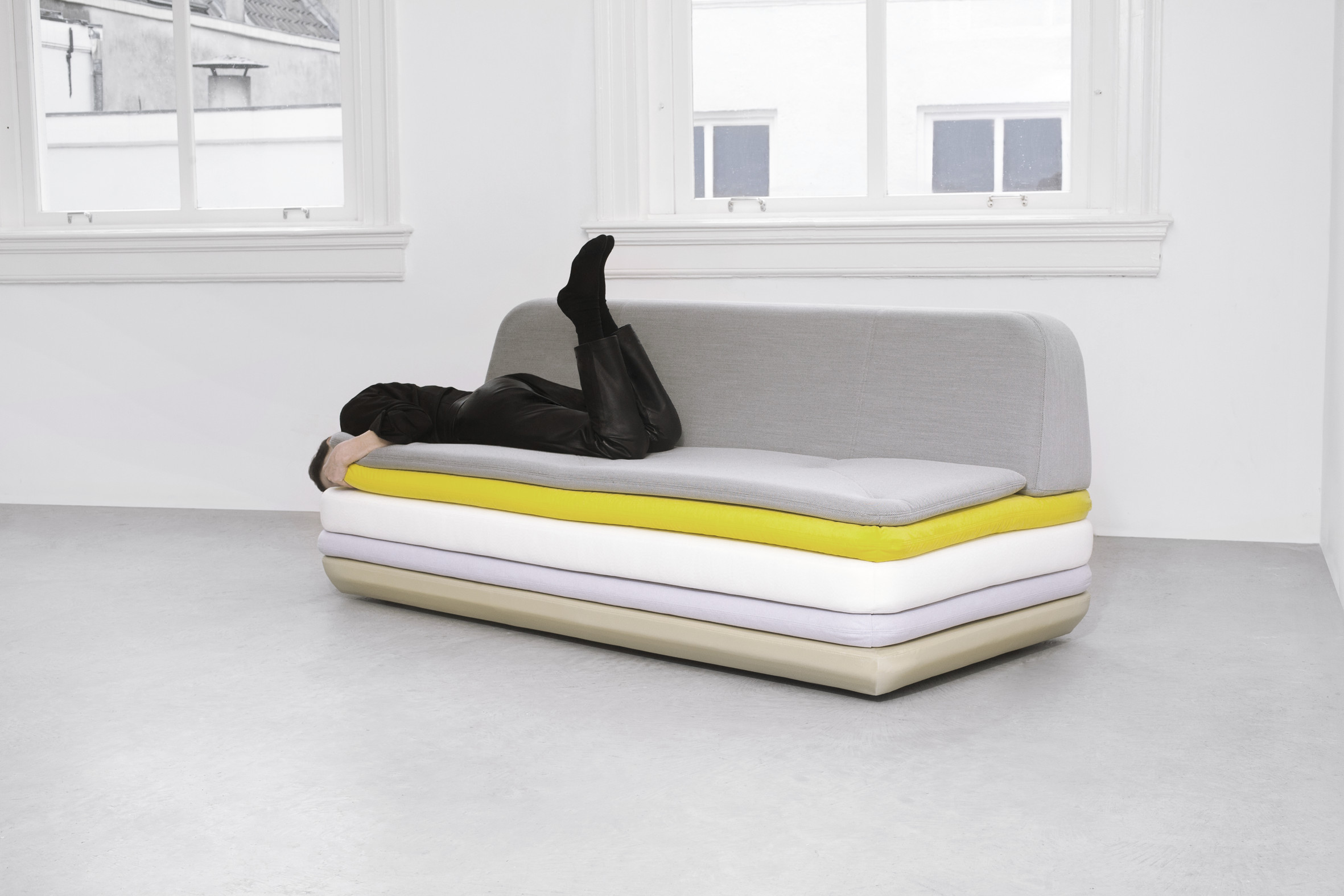 Lounge of Layers
